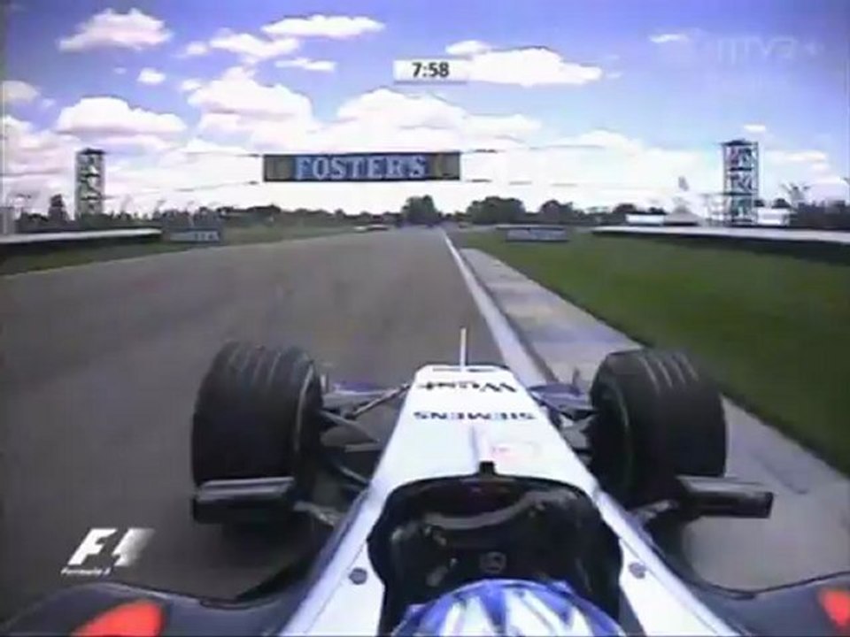 Indianapolis 2005 FP1 Kimi Räikkönen running wide