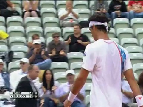 Tomic's woes continue