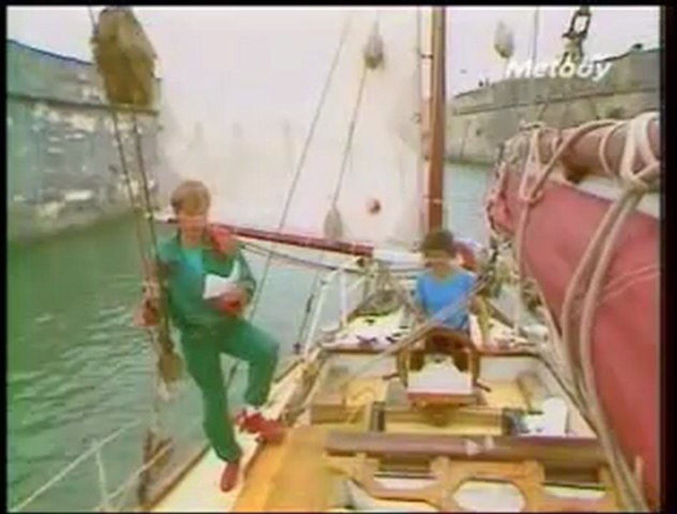 --daniel Guichard (1983-ile de ré)-- "" donnez moi la main Mam" zelle...""