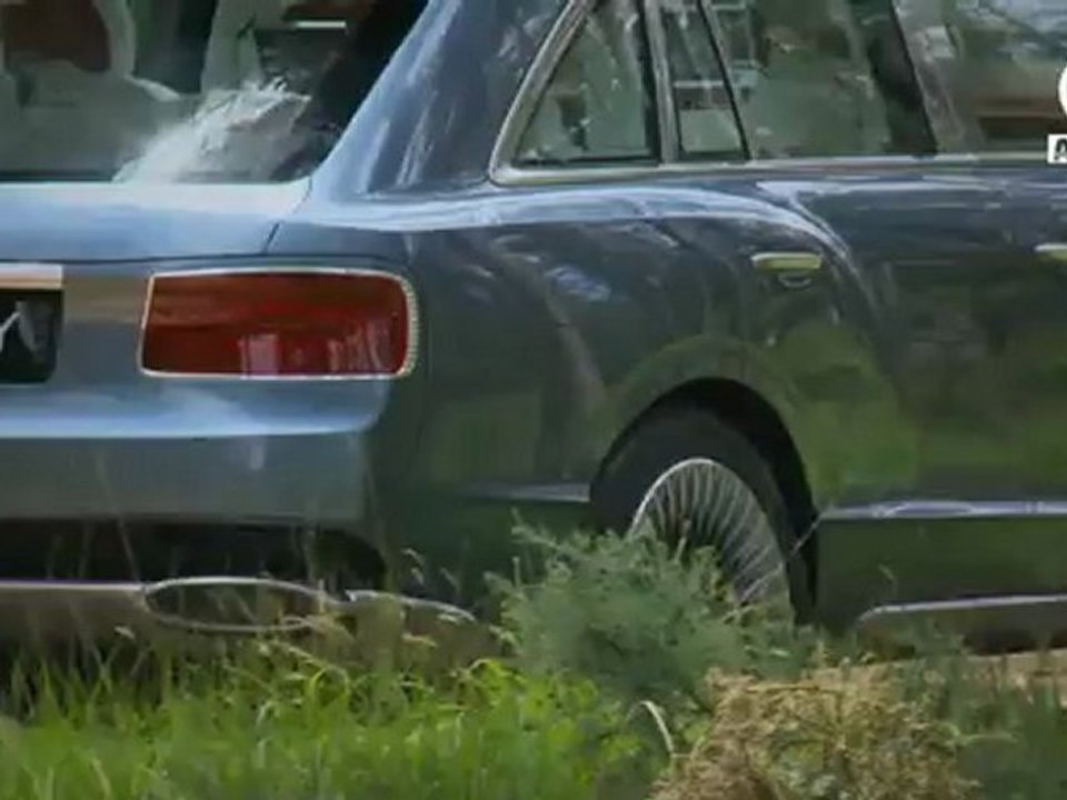 Bentley EXP 9 F SUV Concept