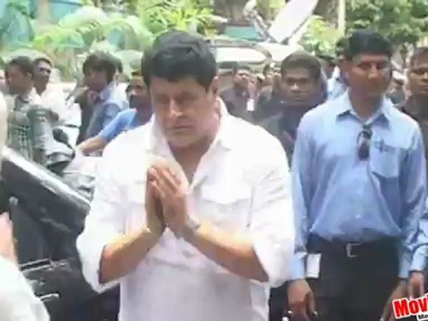 ⁣Celebrities Mourn Dara Singh's Death