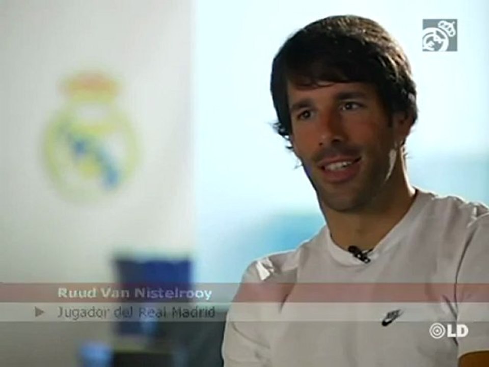 Van Nistelrooy: "Voy a quedarme en el Madrid, no tengo ninguna duda"