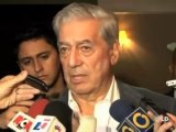 Mario Vargas Llosa retenido en Venezuela