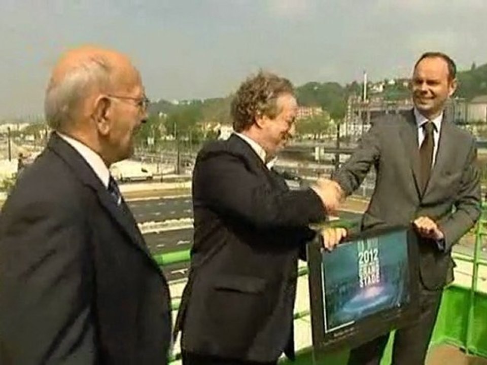 Mai 2012 : remise des clefs du stade Océane au club du HAC