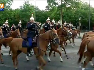 La Garde républicaine se prépare à défiler sur les Champs