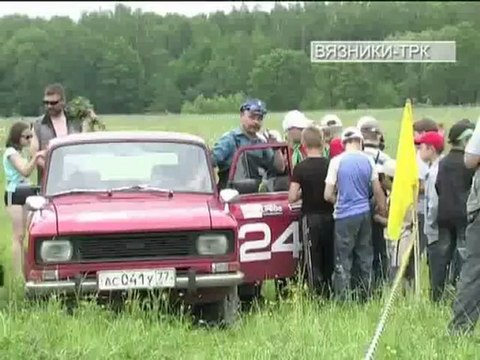 Выборы губернатора, день соцработника, День поселка Октябрьский, Ветеран Зуйков 95 лет, слёт любителей микроавтомобилей, кинологи, Вандалы,