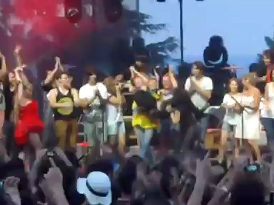 déferlantes 2012  dionysos "Bird 'N' Roll"ac cali