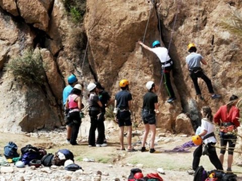 Incentive Team Building Maroc - EVJF | EVG Maroc - Sportif, 4x4, Buggy, Quad, VTT, Surf-Sable, Bivouac, Equitrekking Maroc