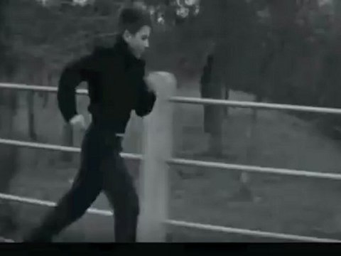 Moth Equals - Daydreaming (Electronic Music)