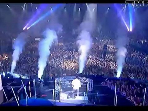 DJ Tiesto (Live - TMF Awards Belgium 2004).