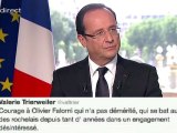Hollande et le tweet de Trierweiler : 