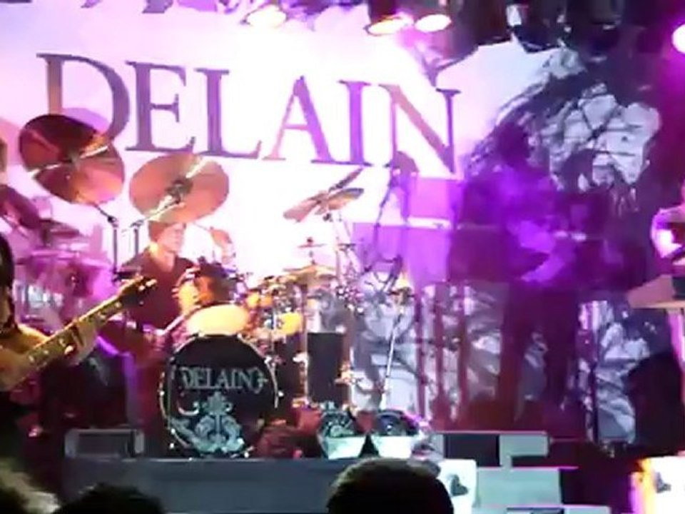 Delain - April Rain (live paris 2009)