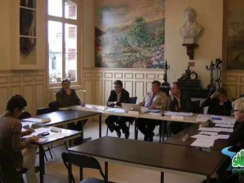 conseil municipal de Saint-Pierre du Vauvray, 12 juillet 2012 : Les Longs Champs, prescription trentenaire