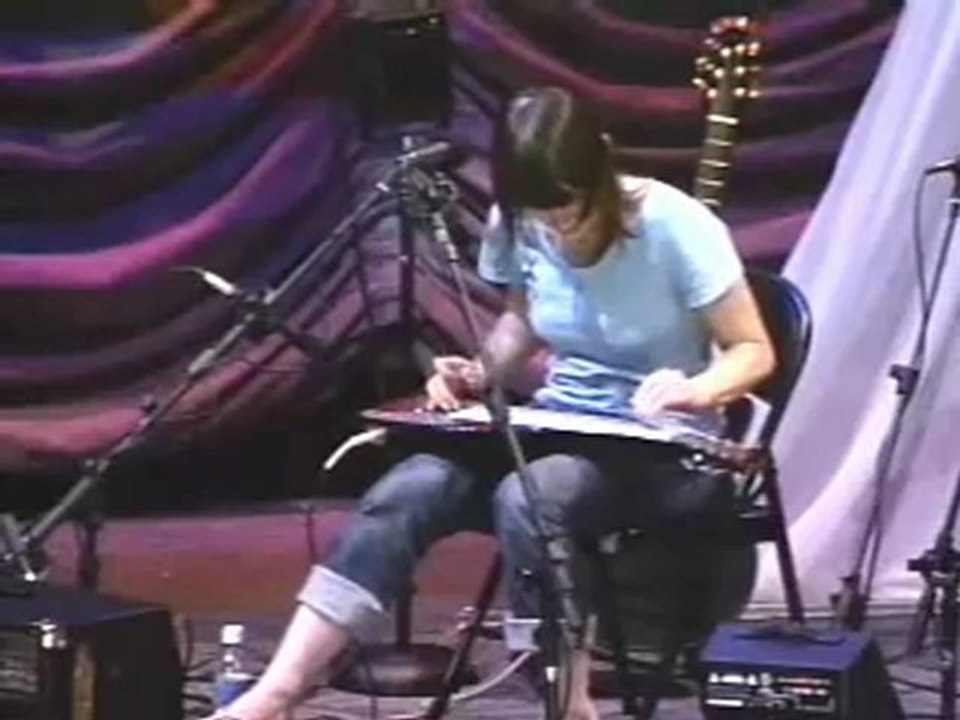 Kaki King - They Loved It In Italy (Live)