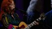 Bonnie Raitt w. Crosby, Stills and Nash - Love Has No Pride - Madison Square Garden - 2009 10 29 30 - YouTube2