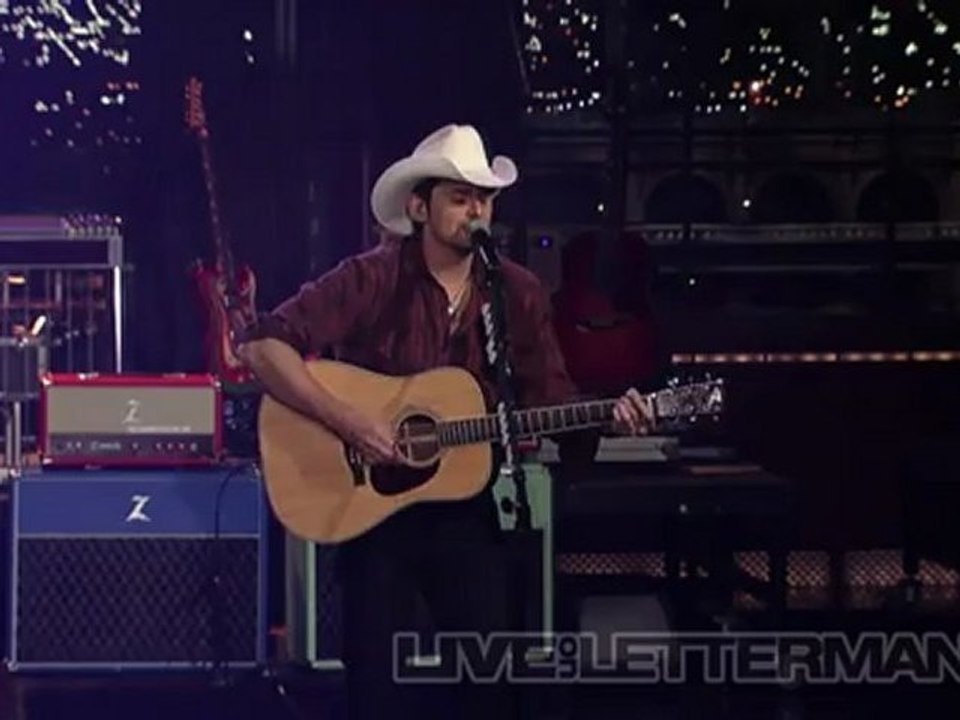 Brad Paisley - Anything Like Me (Live on Letterman) - YouTube