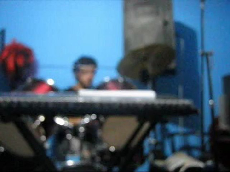 CnBlue - Rain of Blessing (inicio de ensayo)