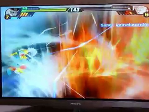 l'attaque final flash de super baby 2 contre sangoku super sayan