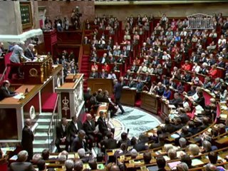 Enterrement des mesures Sarkozy et hausses d'impôts