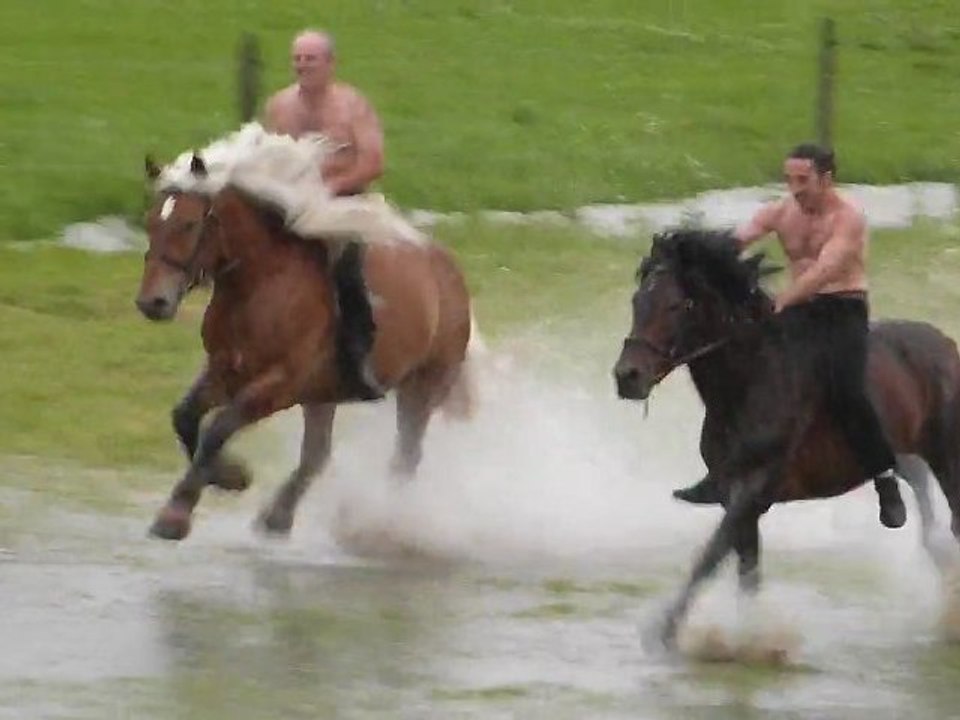 Galopade sous l'orage... Par la troupe Jehol...
