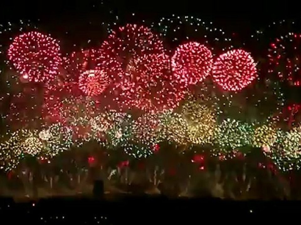 Cité de Carcassonne - Feu d'artifice 2012 (HD)