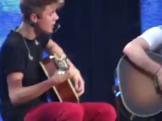Justin Bieber - Wheat Kings & One Time Medley Live (Malaysia 2012)