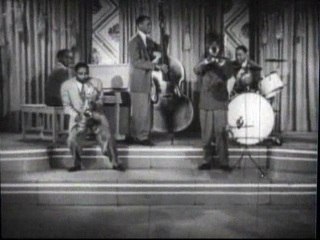 Louis Jordan - Fuzzy Wuzzy