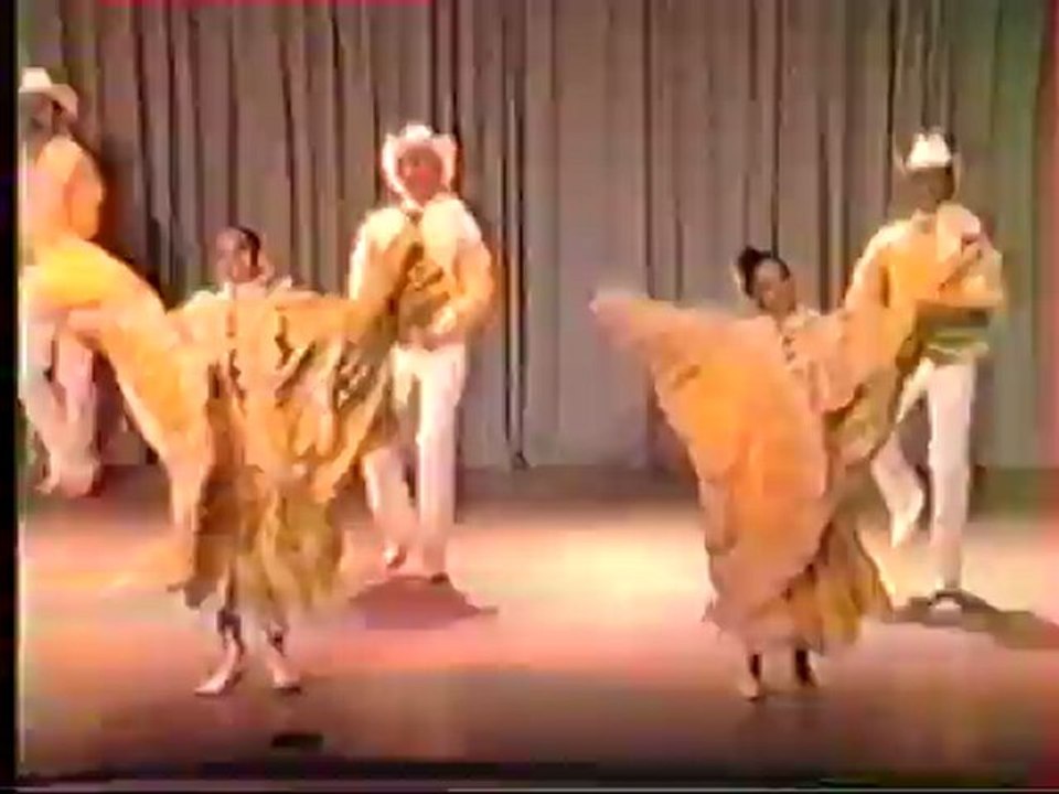 Titre 5 Fiesta Méxicana 1989. Dans la Salle Marcel Pierrot.