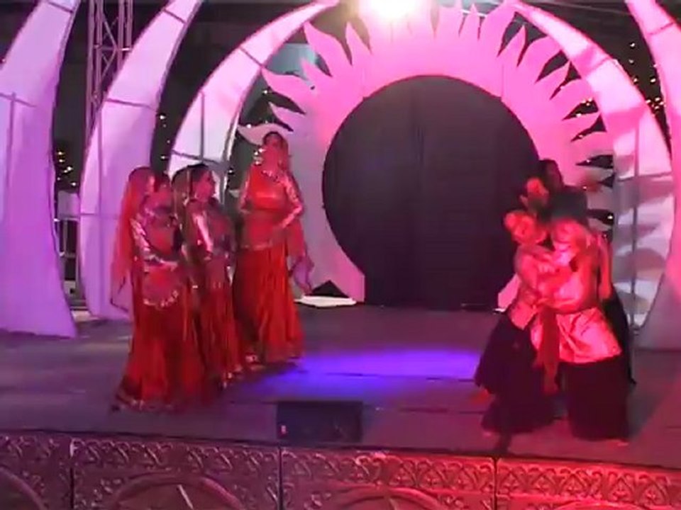 Best Dance Performance Live Concert by Best Performers at Indian Wedding New Delhi 2