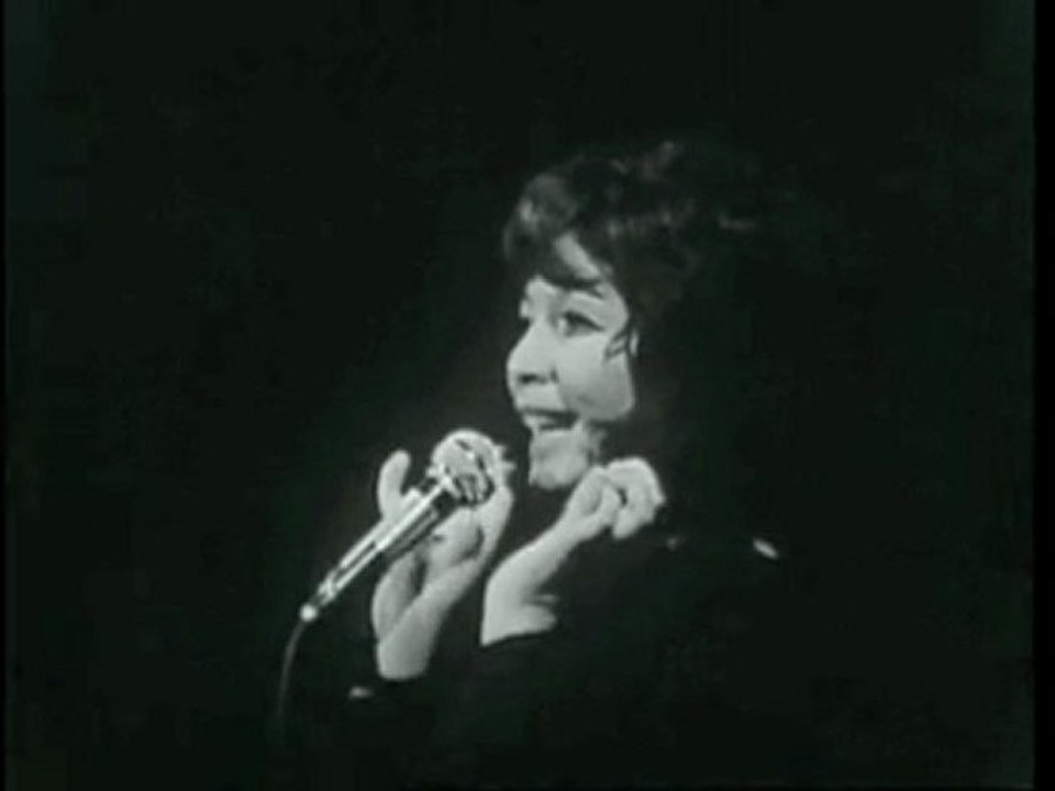 Juliette Gréco - Le sixième sens (Serge Gainsbourg) live 1971