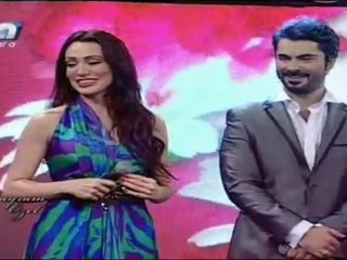 ALTIN HIZMA MÜLAYİM & BİR KIZIL GONCAYA BENZER DUDAĞIN