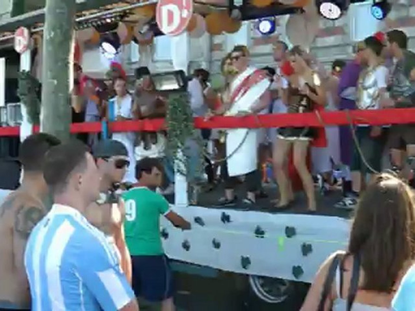 ⁣Lake Parade 2012 Dubstep