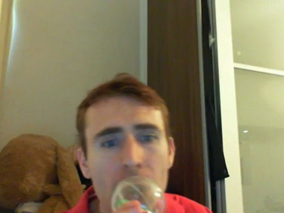 Wiwi égratigne "regarde moi" de Soprano