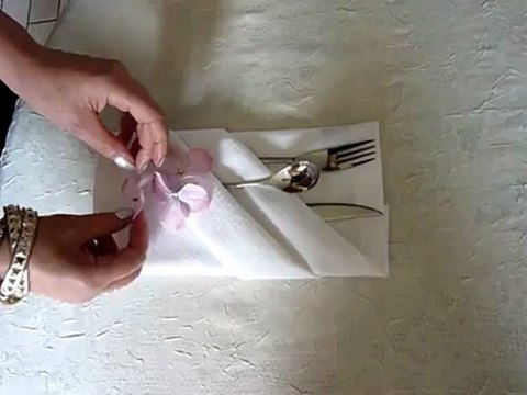 Pliage de serviette porte couverts