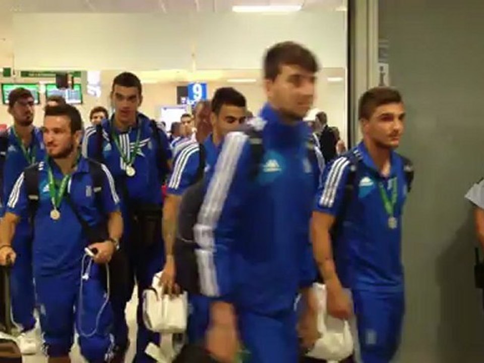 Άφιξη εθνικής Νέων