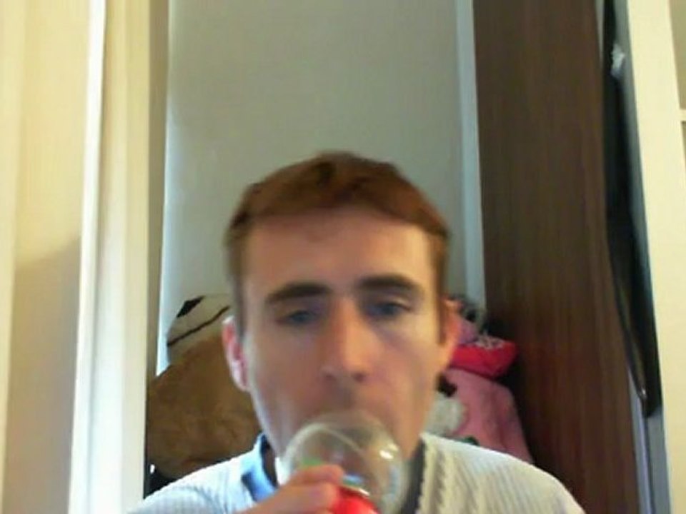 Wiwi égratigne "la mer et le vent" de Guy Bonnet