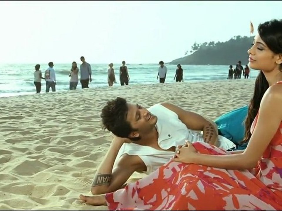 Shirt Da Button Song Bollywood Movie Kya Super Kool Hain Hum Ritesh Deshmukh Tusshar Kapoor