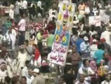 مطالب في مصر بإنهاء الطواري ونقل السلطة