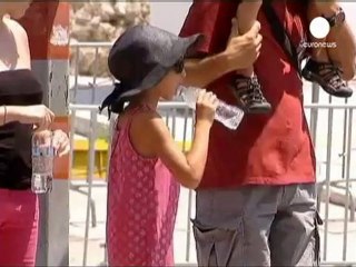 Heatwave forces Greece to close Acropolis