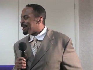 Apostle Dr. Pierre Bennett Preaching Jan 30, 2011 Part 2/3