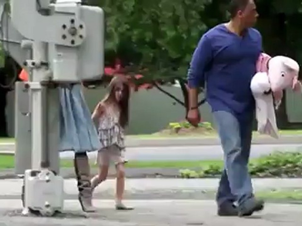 Tom Cruise Helps Suri Adjust to Divorce