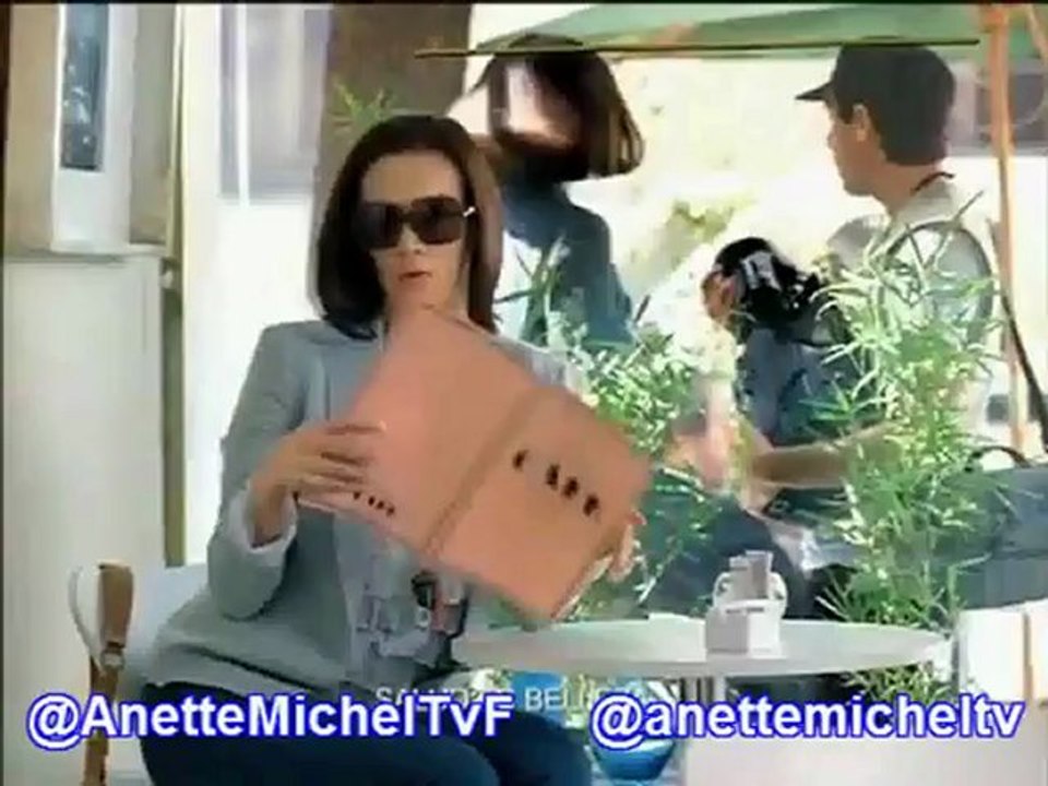 Anette Michel - En El Commeerical Nuevo Head & Shoulders Manzana Fresh