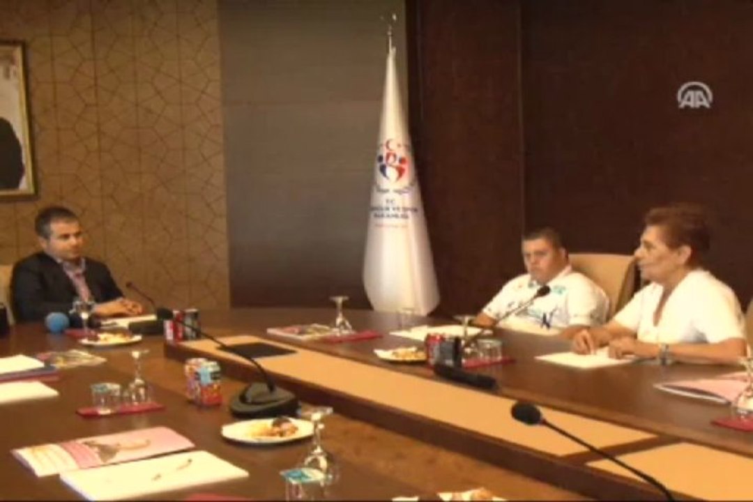 Bakan Kılıç Ekin'i kabul etti