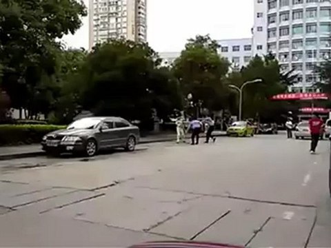 Flying Kung-Fu Kick Takes Down Knife-Wielding Attacker