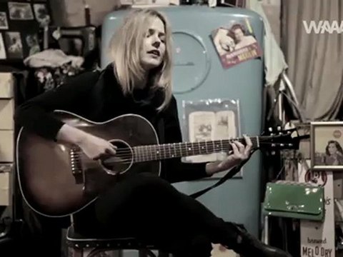 CHRISTINA ROSENVINGE - Tu sombra