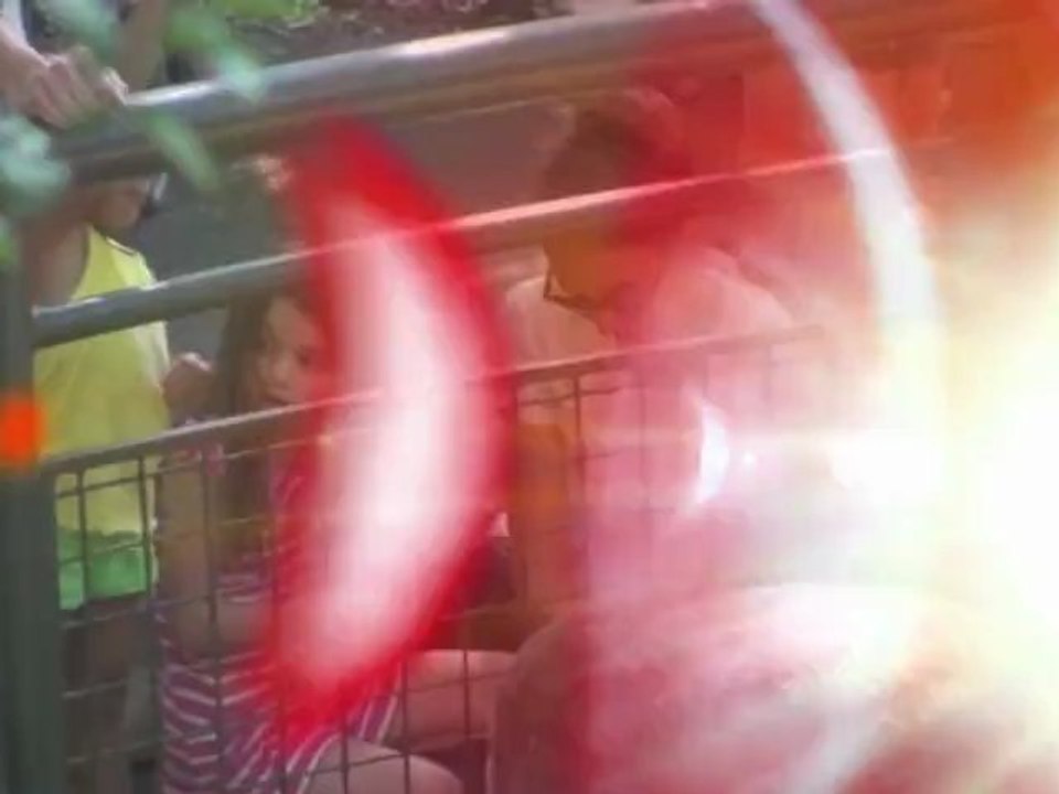 Tom Cruise hilft Töchterchen Suri durch Video-Chat besser mit der Trennung der Eltern klar zu kommen