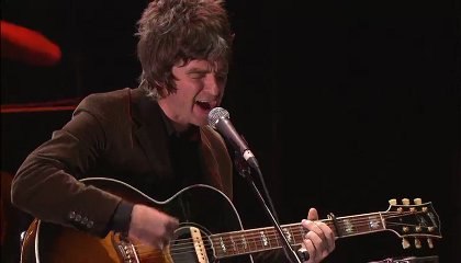 Noel Gallagher - Don't Look Back in Anger (LIVE)