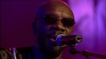 Isaac Hayes - Never Can Say Goodbye (LIVE)