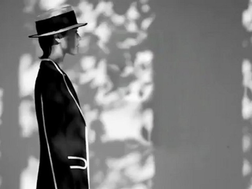 Le voyage onirique d'Emporio Armani à Hong Kong