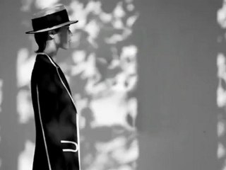 Le voyage onirique d'Emporio Armani à Hong Kong